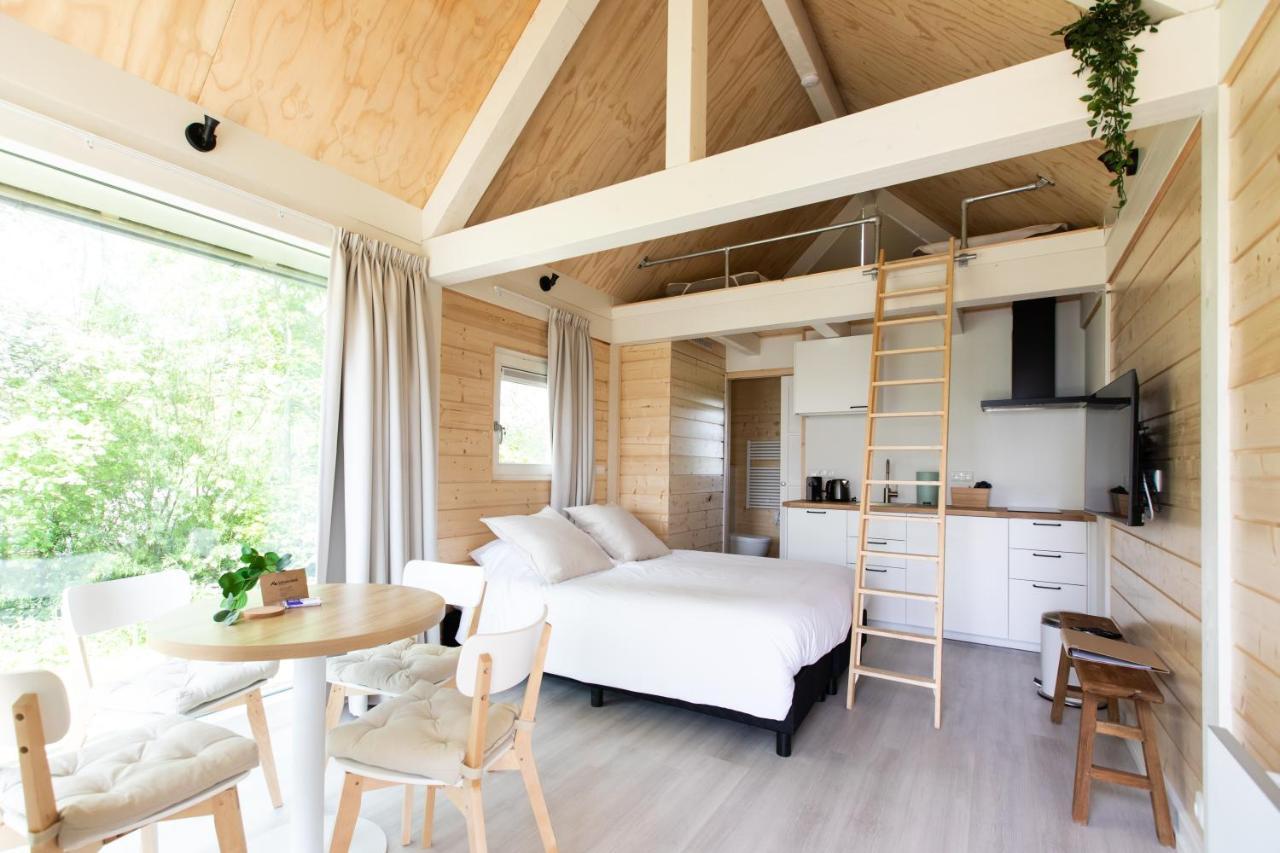 ドックムTiny House - Optioneel Met Hottubアパートメント エクステリア 写真