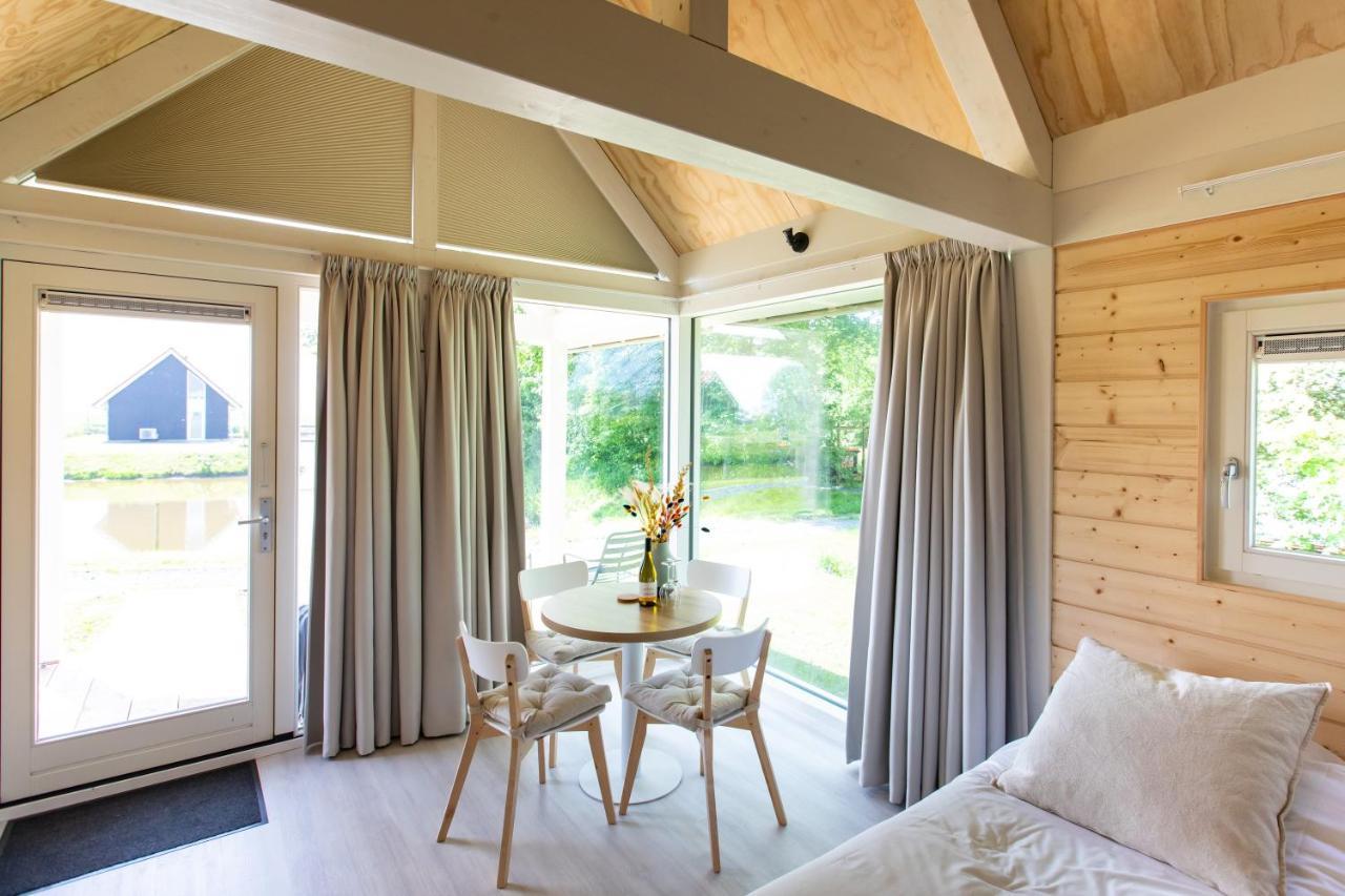 ドックムTiny House - Optioneel Met Hottubアパートメント エクステリア 写真