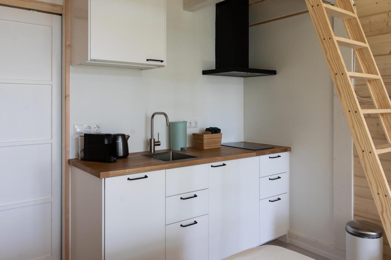 ドックムTiny House - Optioneel Met Hottubアパートメント エクステリア 写真