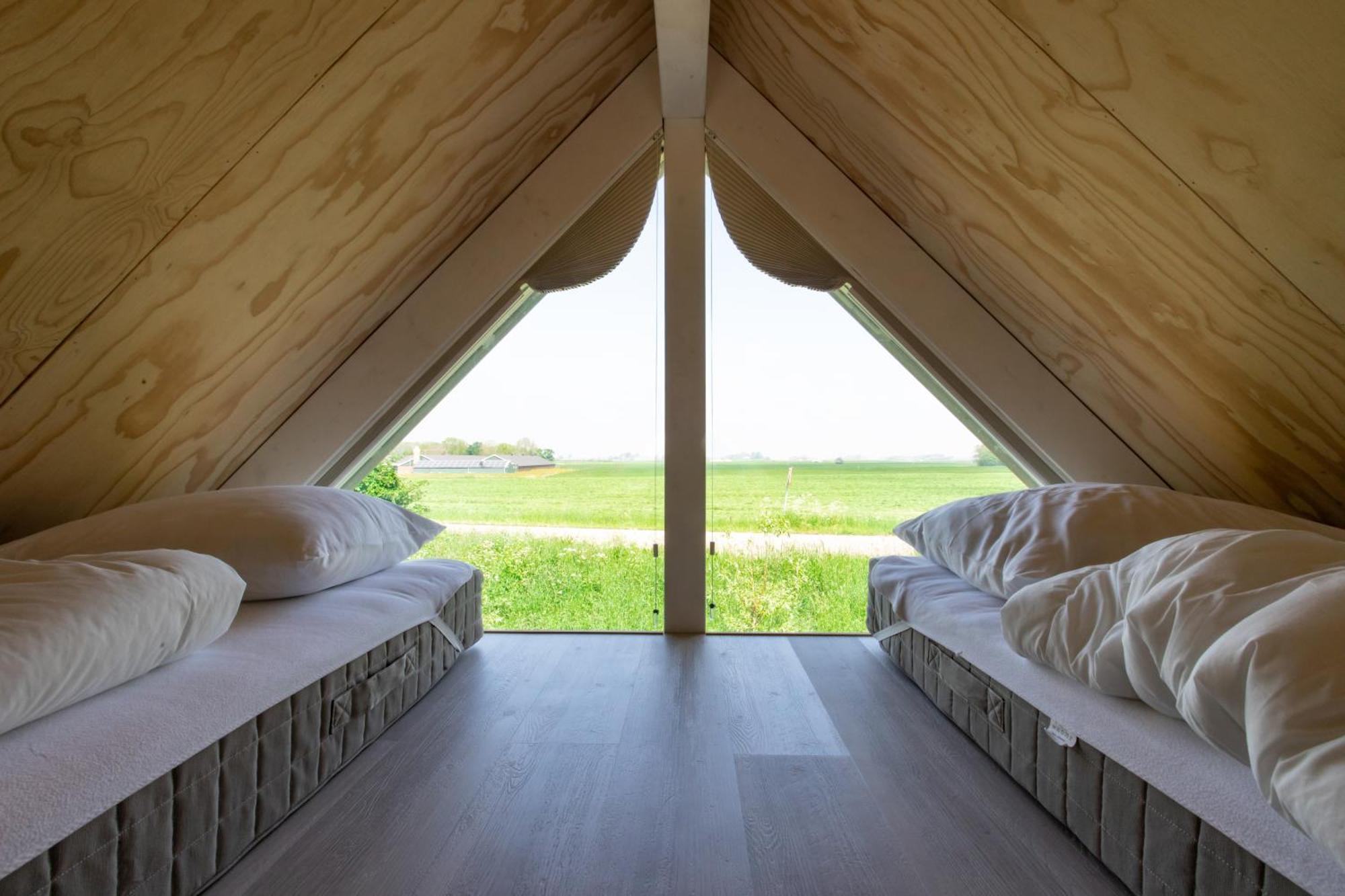 ドックムTiny House - Optioneel Met Hottubアパートメント エクステリア 写真